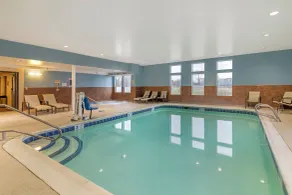 Syracuse Grand - Piscine