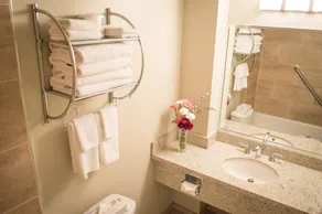 Sea to Sky Hotel and Conference Centre - Salle de bain