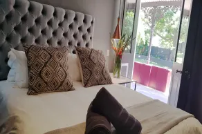 Ruby Rose - Vistas desde la habitación