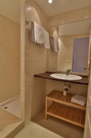 Hôtel Jaurès - Bathroom