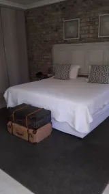 Earthbound Guest House - Room