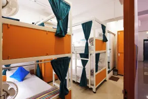 Urban Stays - Room