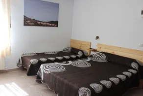 hostal restaurante aguilar - Room