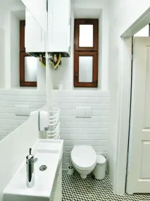 K12 Apartments - Bathroom