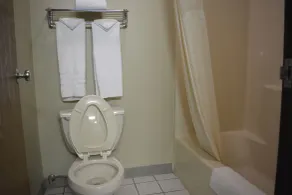 Travelodge by Wyndham St. Louis - Salle de bain