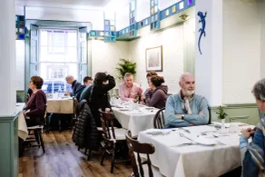 The Garret Hotel - Restaurant
