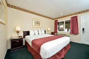 Americas Best Value Inn - Sky Ranch Palo Alto - Chambre
