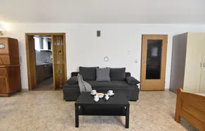 Relaxing villa with smart layout - Sala de estar