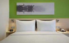 Hampton by Hilton Minsk City Centre - Room