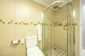 Ruslamere Hotel and Conference Centre - Bathroom