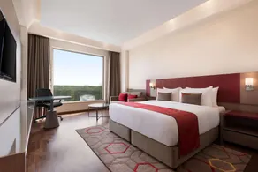 Ramada by Wyndham Lucknow Hotel and Convention Center - Room