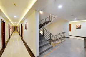 La Sara Gateway - Escadas