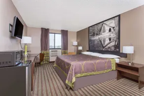 Super 8 by Wyndham Columbus Airport - Værelse