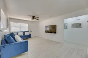 Walk to UTRGV! Edinburg Home w/ Fenced Yard - Intérieur