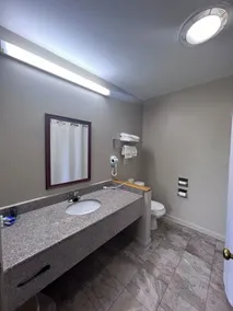 Rodeway Inn & Suites Hershey Chocolate Avenue - Salle de bain