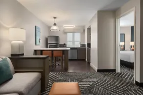 Hyatt House Charleston - Historic District - Chambre