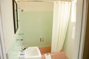Budget Inn & Suites Colby - Badeværelse