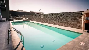 Hampton Inn Riverside Downtown - Piscine