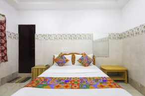 OYO Flagship 806064 Elegant Residency - Zimmer