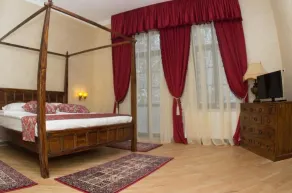 Hotel Regal 1880 - Boutique Hotel in Parcul Central Sinaia - Værelse