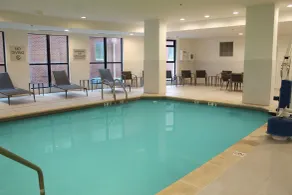 Courtyard by Marriott Washington Capitol Hill/Navy Yard - Pool