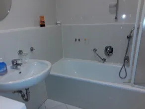 Apartments Sachsenallee - Bathroom