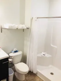 The Acorn Suites - Baño