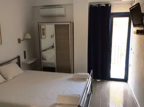 Christina Studios & Apartments - Habitación