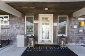 Driftwood Resort on the Ocean - Entrée intérieure