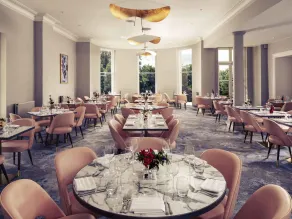 Mercure Gloucester Bowden Hall Hotel - Restaurant