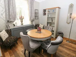 5 Pontardulais Road - Spiseområde