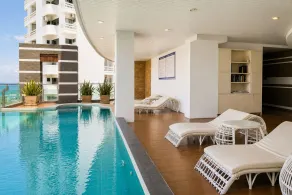 Royal Beach View - Piscine