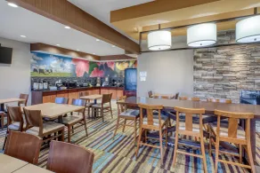 SureStay by Best Western Mount Pleasant Racine - Restaurant