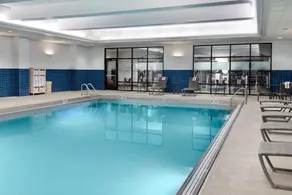 Hampton Inn & Suites Kansas City-Country Club Plaza - Piscine