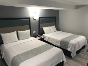 Travelodge Inn & Suites by Wyndham West Covina - Chambre