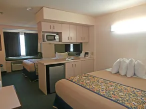 America's Best Value Inn & Suites-McDonough - Room