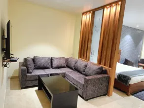 HOTEL GOLDEN ORCHID - Room