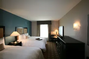 Hampton Inn & Suites Charlotte Airport - Habitación