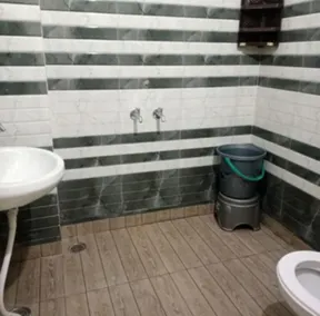 Goroomgo Himalayan Guest House Solan - Bathroom
