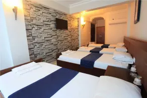Hotel Grand Urhay - Rom
