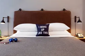 Moxy Athens City - Room