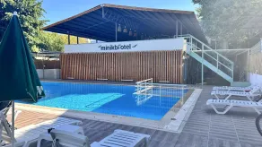 Minik Bi Otel - Pool