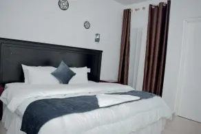 INZOZI AFRICA HOUSE B&B-Gishushu - Zimmer