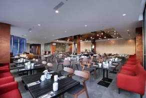 Aston Inn Pandanaran - Restaurant
