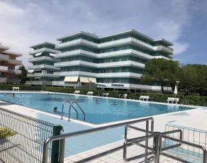 Residence Valbella - Pool