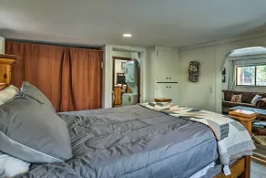 Private La Pine Cabin Rental: 30 Mi to Bend! - Intérieur