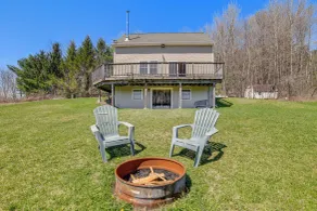 Family Friendly! Secluded Worcester Haven w/ Deck - Innvendig