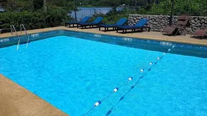 Birch Knoll Motel - Piscina