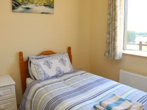 Clash-brack - Room