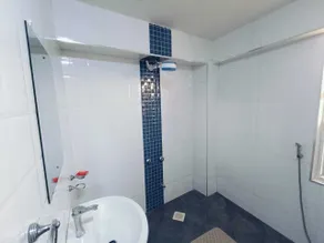 The Cliff  - Bagno